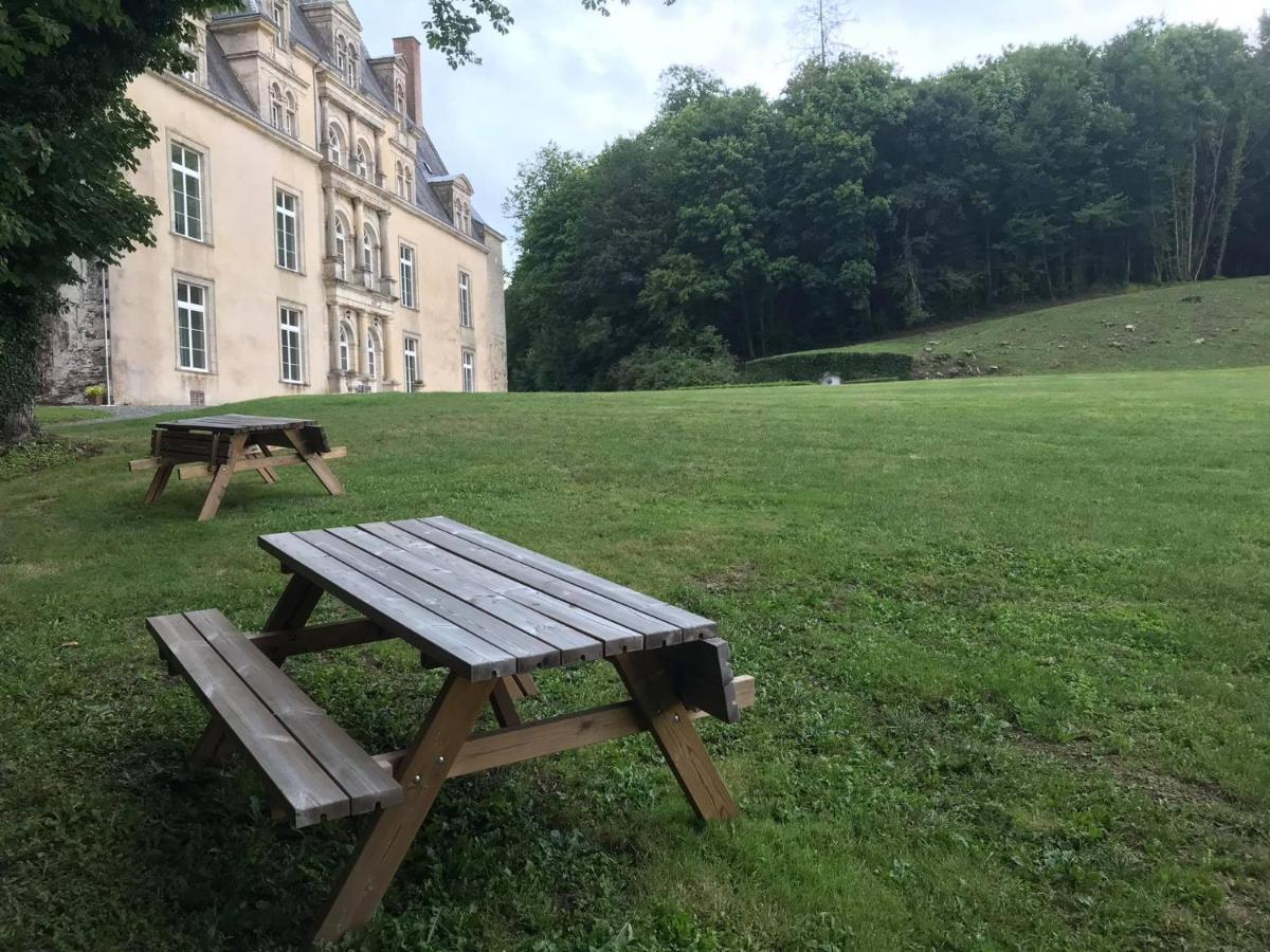 Chateau De La Lucaziere Mont-Saint-Jean  外观 照片