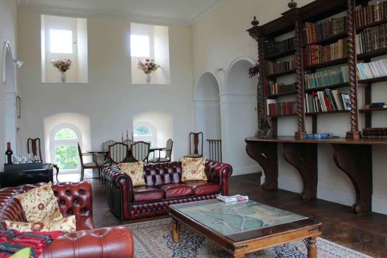 Chateau De La Lucaziere Mont-Saint-Jean  外观 照片